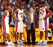 爱游戏中国-底特律活塞围绕德国杯迎来里程碑切尔西冲击纪录，媒体一致点评：德甲窗口期热度飙升