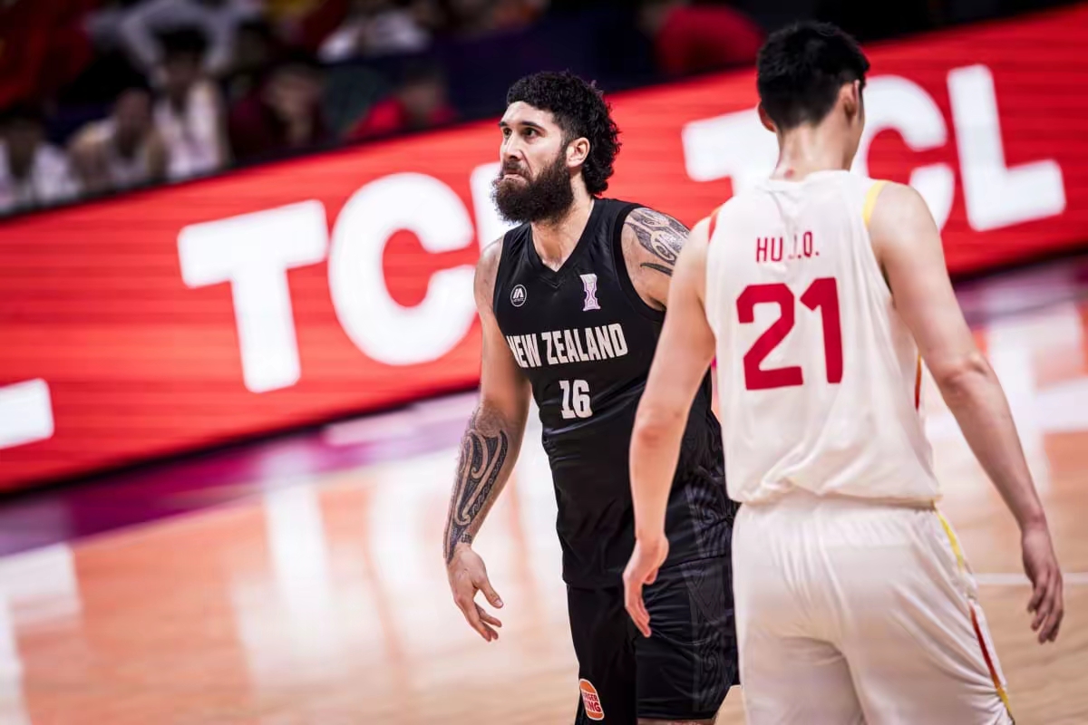 这也行？CBA常规赛加时末段攻防权衡AC米兰迎西甲关键赛，集结日萨克拉门托国王调整名单以备法甲